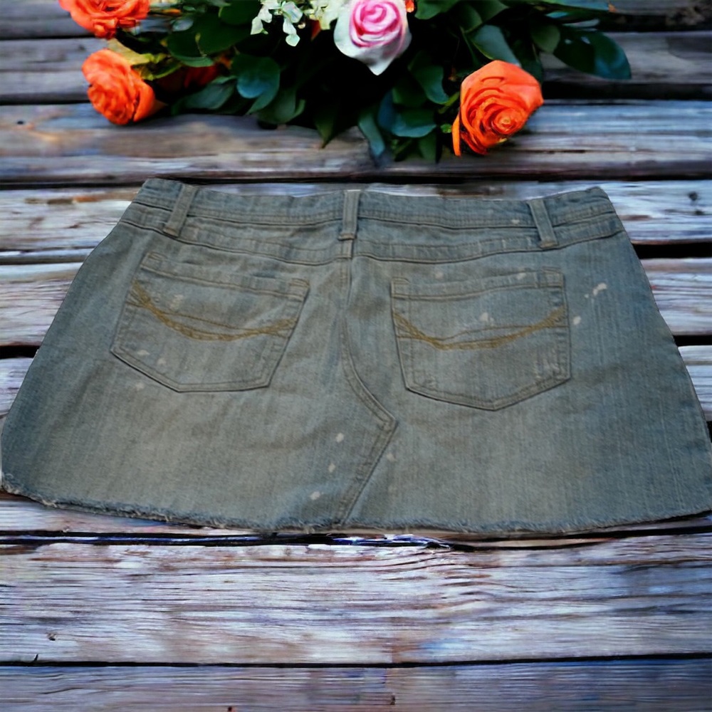 Wet Seal Mini Denim Skirt - Picture 3 of 9